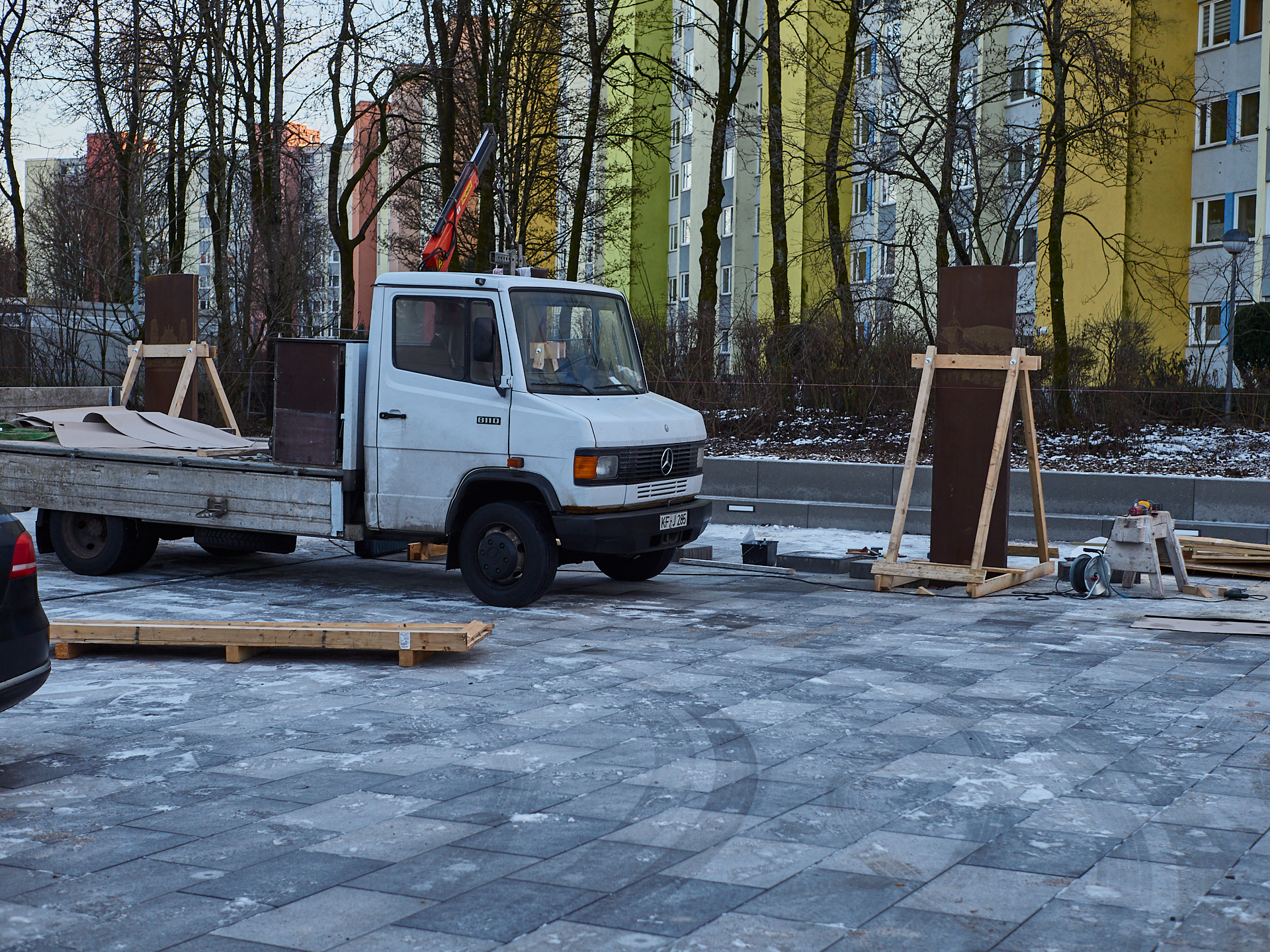 18.12.2018-Ein neuer Altar und ein Kustwerk zum Verweilen von Lutzenberger+Lutzenberger.