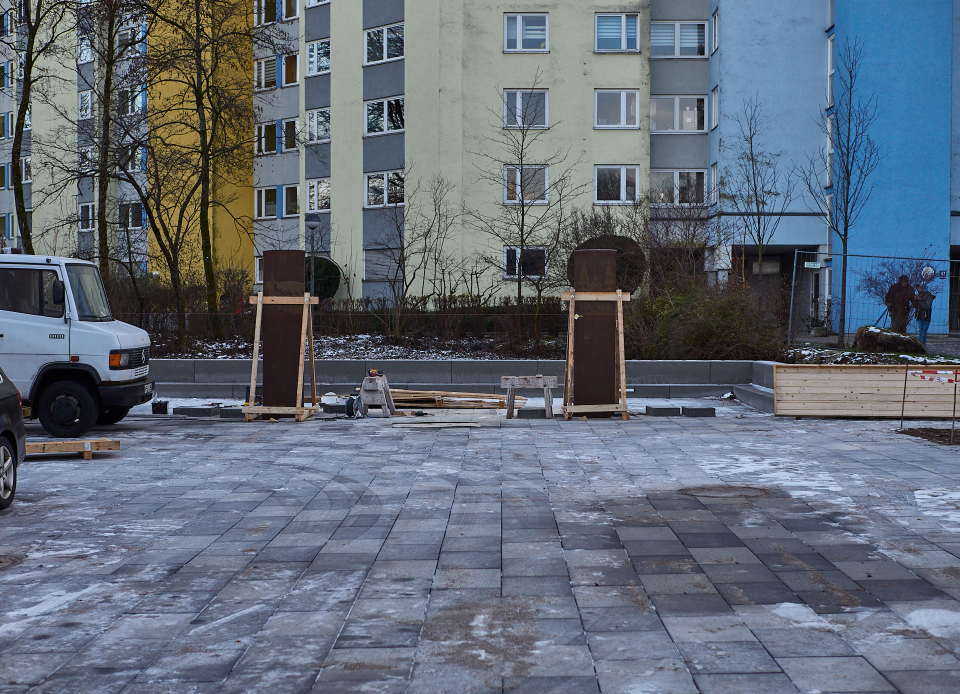 18.12.2018-Ein neuer Altar und ein Kustwerk zum Verweilen von Lutzenberger+Lutzenberger.