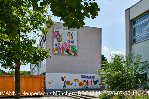 20.07.2020 - neuperlach.org.gelbmann.org zeigt unsere Grundschule am Karl-Marx-Ring in Neuperlach