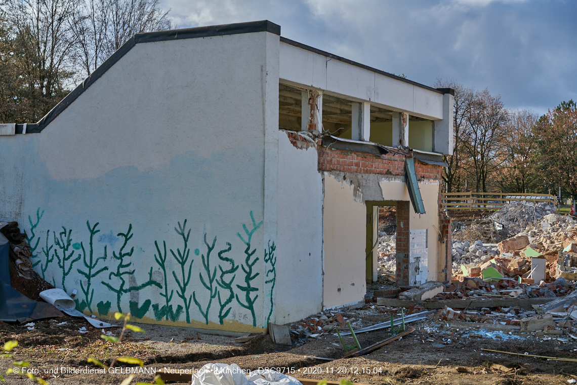 Baustelle und Abriss der Grundschule am Karl-Marx-Ring in Neuperlach