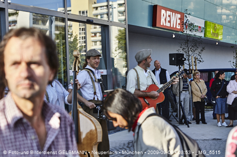 09.09.2009 - unser Einkaufszentrum life im Plettzentrum hat heute eröffnet.