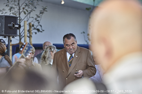 09.09.2009 - unser Einkaufszentrum life im Plettzentrum hat heute eröffnet.