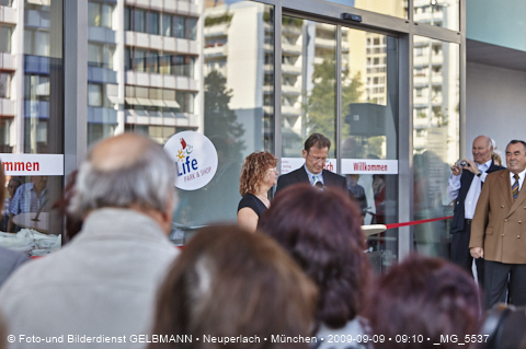 09.09.2009 - unser Einkaufszentrum life im Plettzentrum hat heute eröffnet.