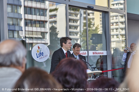 09.09.2009 - unser Einkaufszentrum life im Plettzentrum hat heute eröffnet.