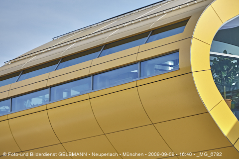 09.09.2009 - unser Einkaufszentrum life im Plettzentrum hat heute eröffnet.