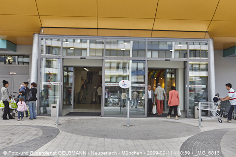 09.09.2009 - unser Einkaufszentrum life im Plettzentrum hat heute eröffnet.