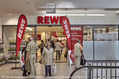 09.09.2009 - unser Einkaufszentrum life im Plettzentrum hat heute eröffnet.