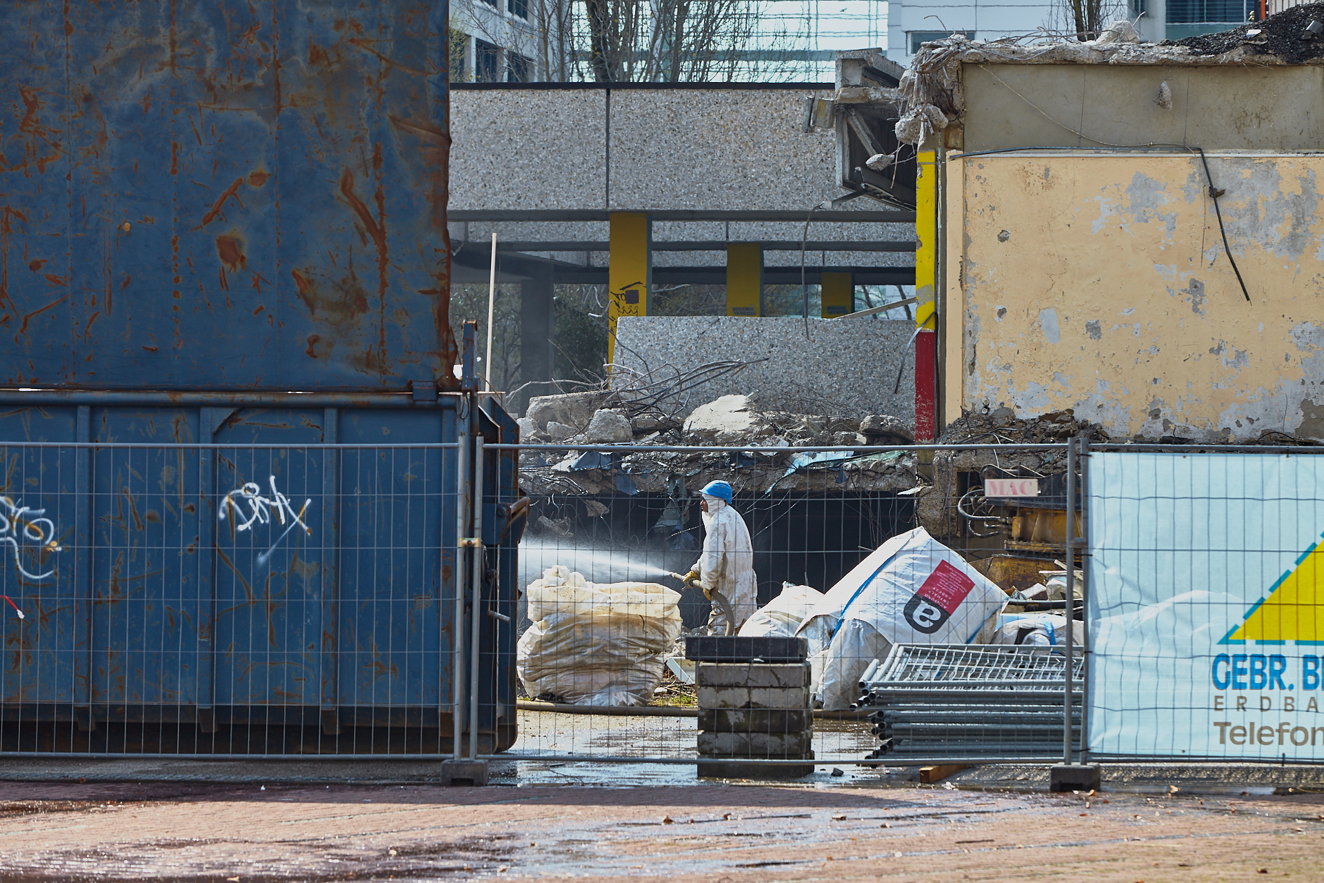 Plettzentrum-Abrissarbeiten am 17.04.2012