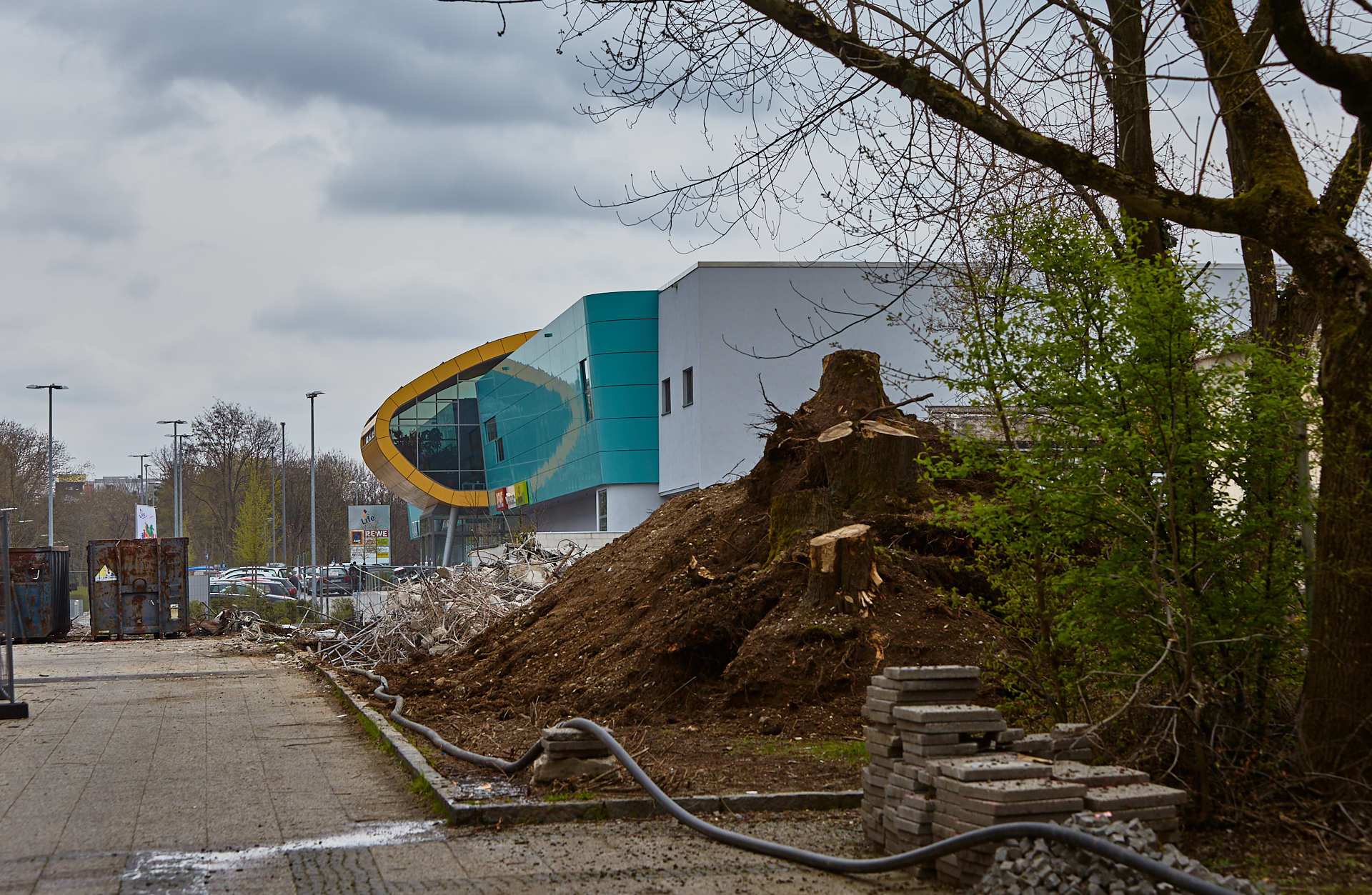 Neuperlach-Plettzentrum am 18.04.2012