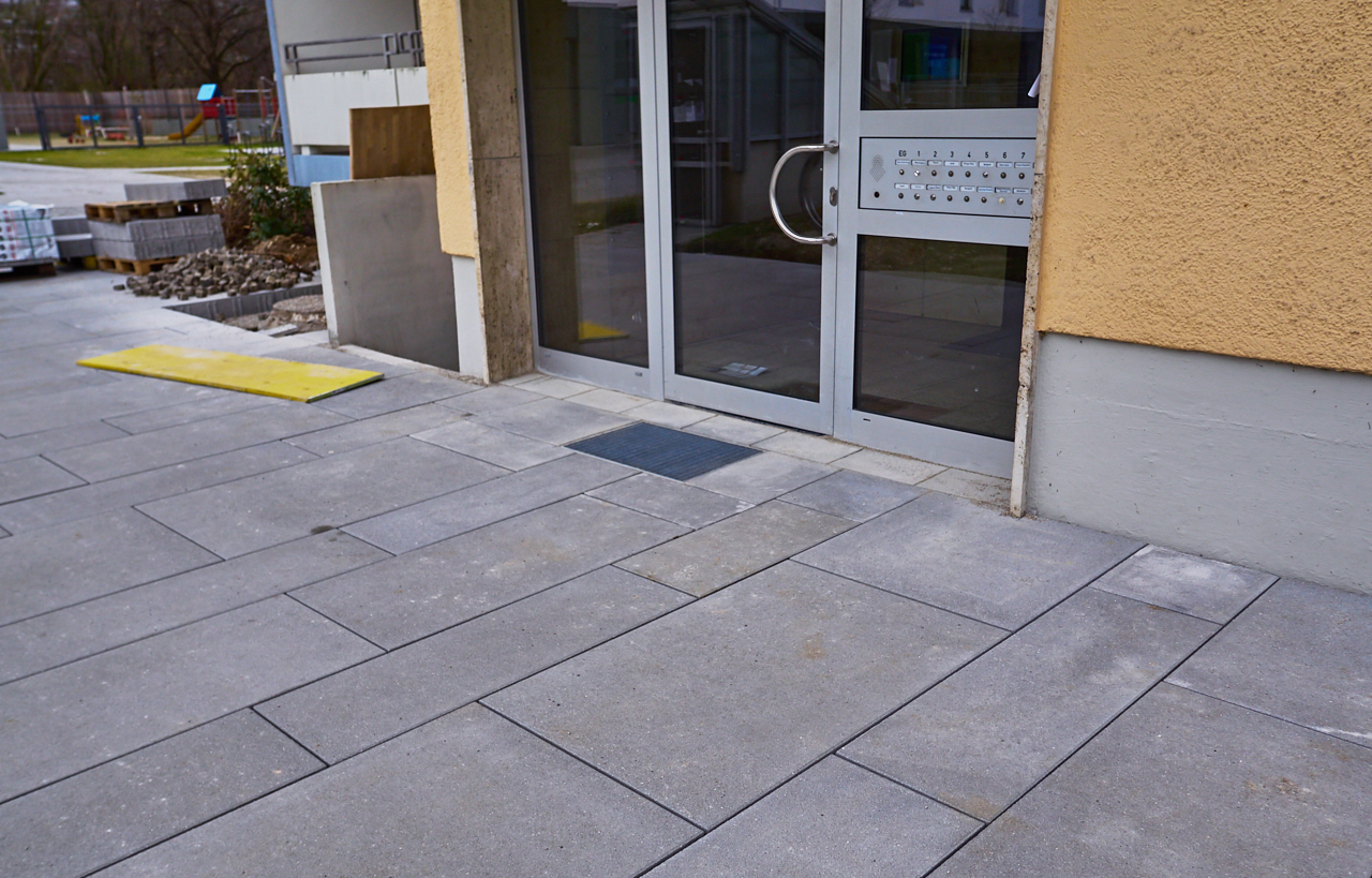 Plettstrasse mit neuen Pflastersteine am 10.12.2017