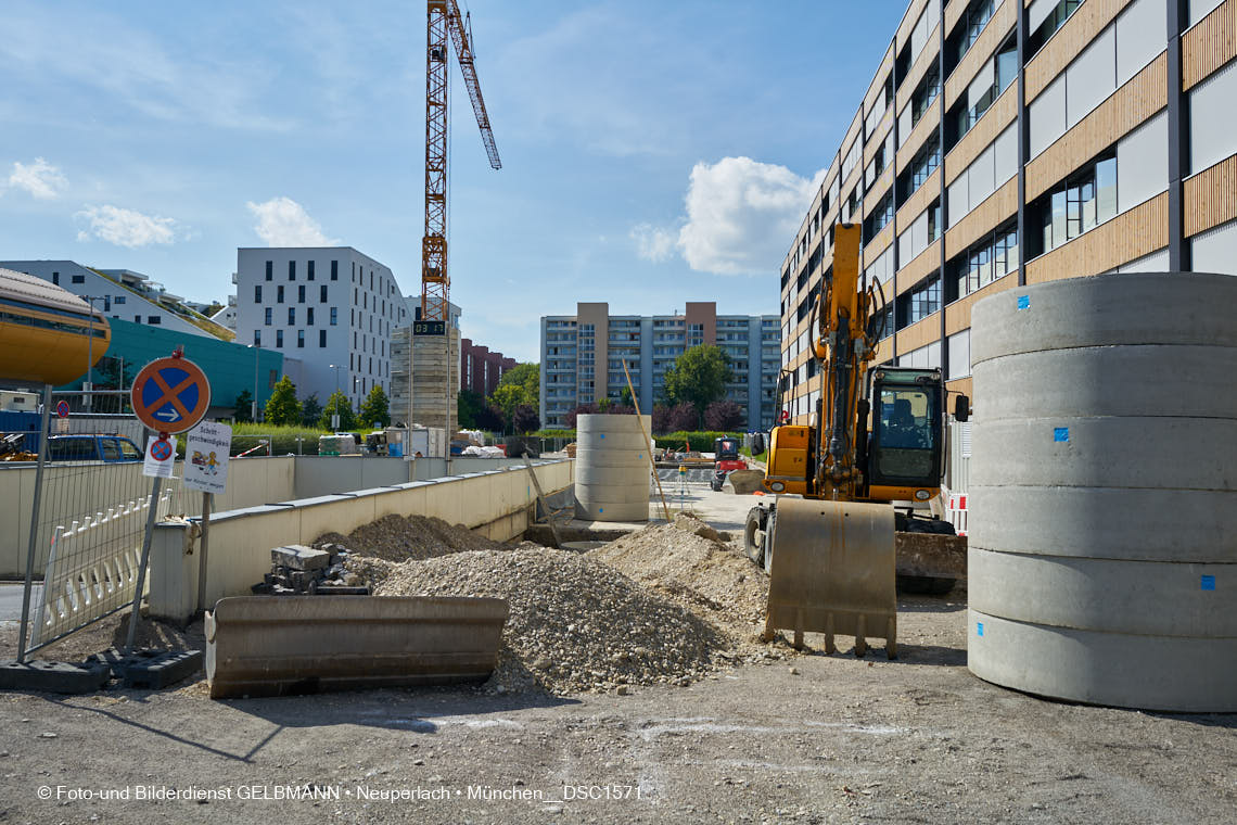 14.09.2021 - Baustelle Plettzentrum in Neuperlach