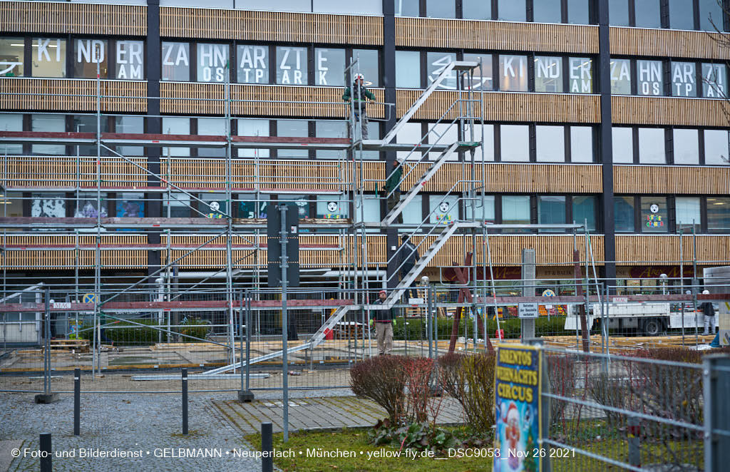 26.11.2021 - Baustelle Plettzentrum zur Montessori Schule in Neuperlach