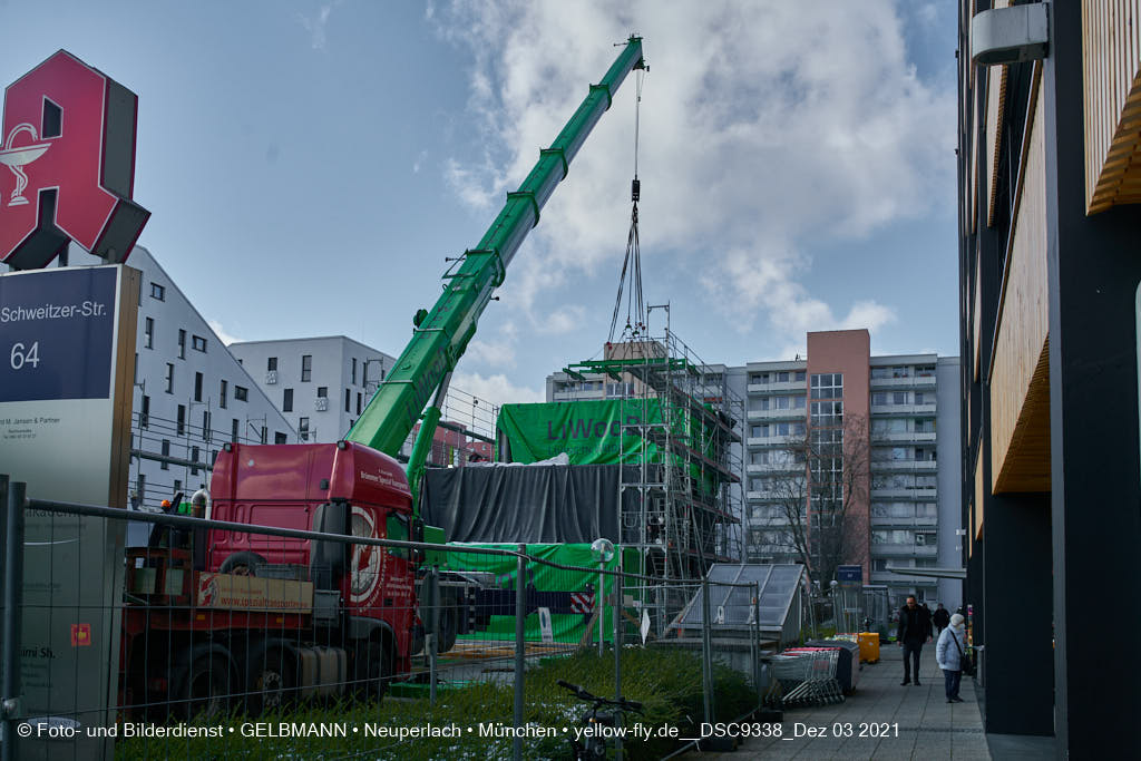 03.12.2021 - Holzquader um Holzquader für den Neubau für Campus di Monaco in Neuperlach