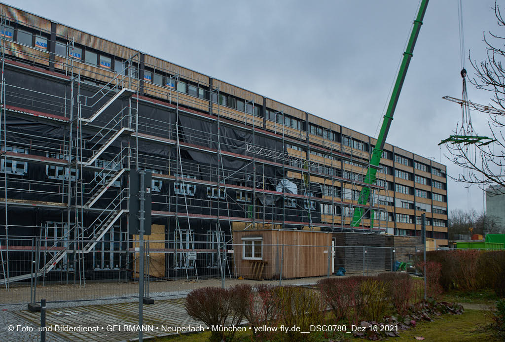 16.12.2021 -Holzmodulen für den Neubau der Internationale Montessorischule