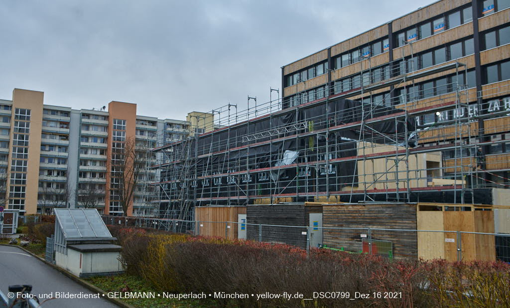 16.12.2021 -Holzmodulen für den Neubau der Internationale Montessorischule