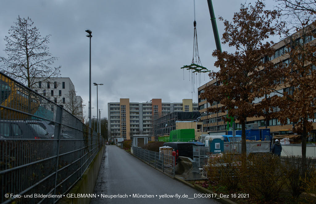 16.12.2021 -Holzmodulen für den Neubau der Internationale Montessorischule