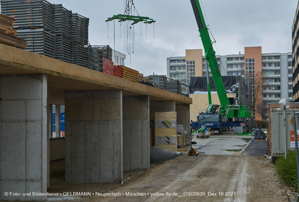 16.12.2021 -Holzmodulen für den Neubau der Internationale Montessorischule