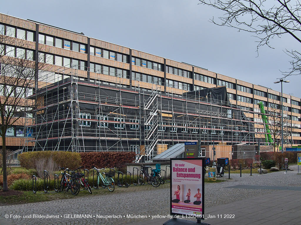 12.01.2022 - Baustelle zur Montessori Schule im Plettzentrum Neuperlach